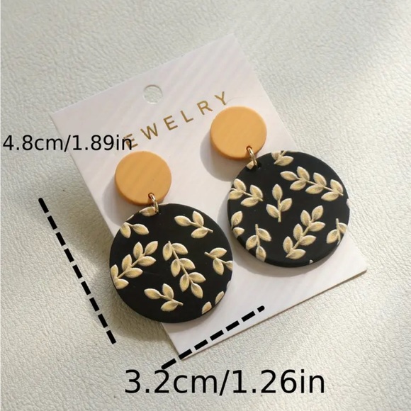 Casual Retro Round Leaf Pattern Design Drop Dangle Earrings - Picture 3 of 4